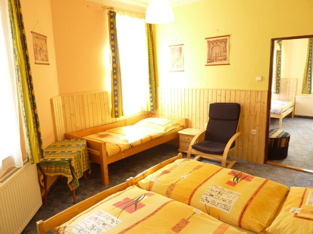 Penzion Na Rozcestí Janov nad Nisou Habitación foto