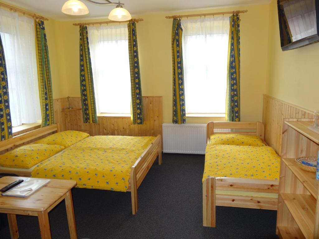 Penzion Na Rozcestí Janov nad Nisou Habitación foto