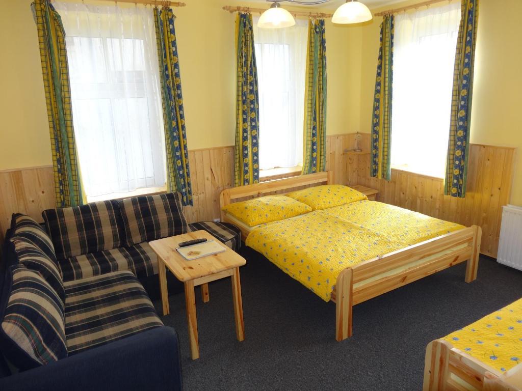 Penzion Na Rozcestí Janov nad Nisou Habitación foto